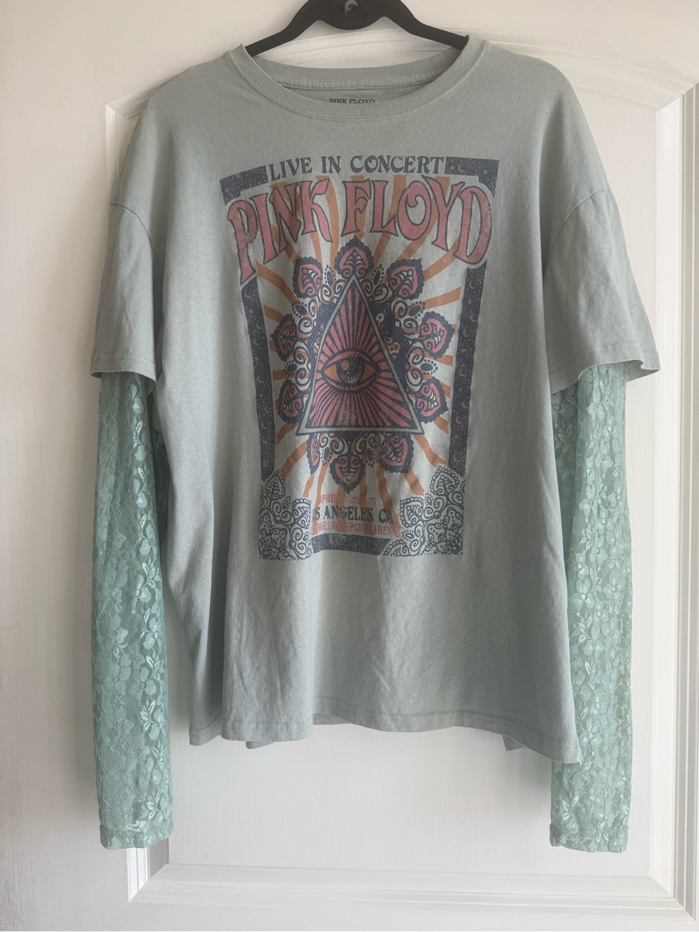 Pink Floyd Lace Sleeve Graphic Tee - Light Mint